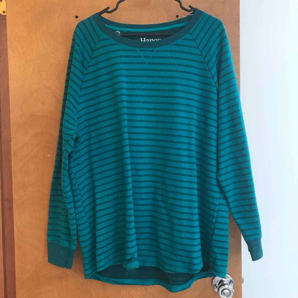 Stripped crew neck